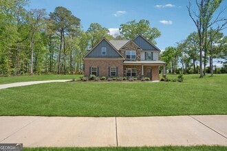 Building Photo - 320 Homestead Cir