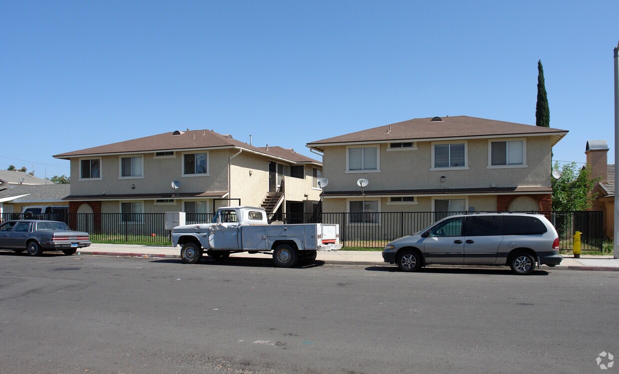 Foto del edificio - 138-144 Perou St