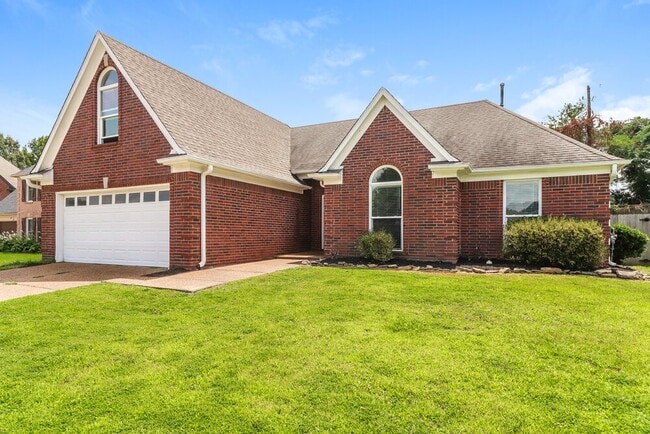 Building Photo - 9355 Helmsley Dr