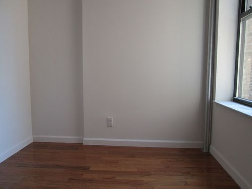 Building Photo - 122 Saint Marks Pl