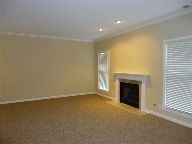 Foto del edificio - 8426 Stark Dr