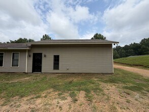 Building Photo - 262 Payne Rd