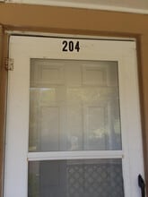 Building Photo - 204 Epps St