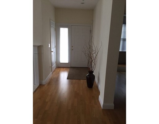 Foto del edificio - 48 Seven Springs Ln