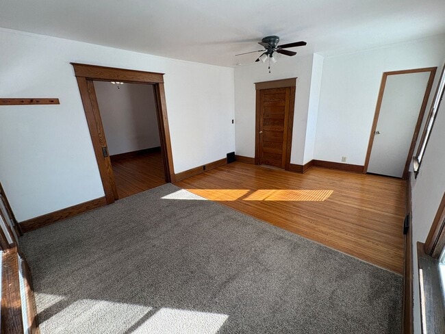 Foto del edificio - 1234 Goodhue Blvd