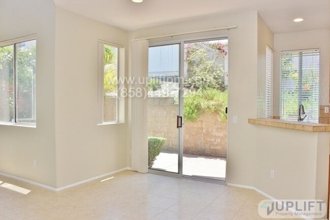 Foto del edificio - 3 Bed, 2.5 Bath Condo in Cornerstone Scrip...