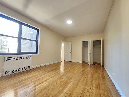 Foto del edificio - 2 bedroom in Bronx NY 10467