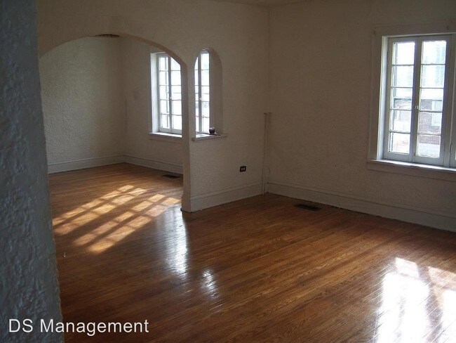 Building Photo - 2 br, 1 bath House - 3608 Avondale