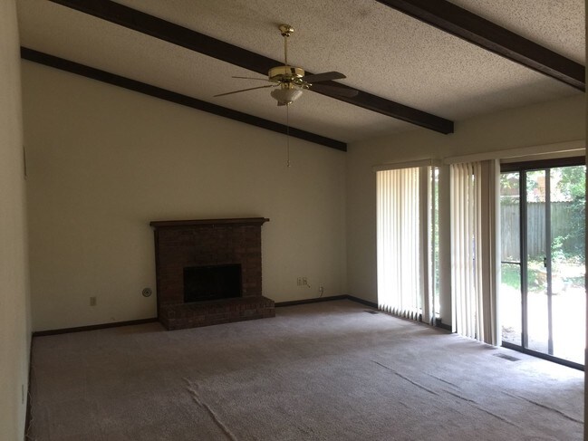 Building Photo - 4908 S U St