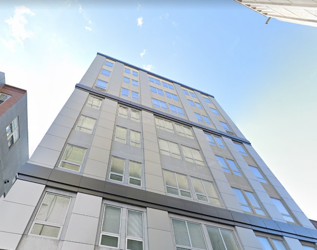 Building Photo - 910 Cherry Street