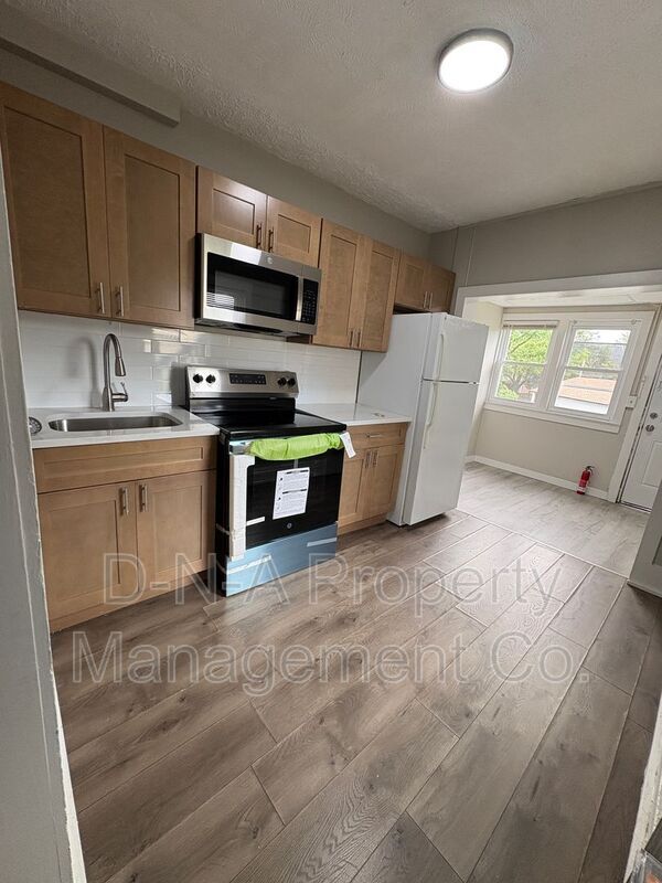 Foto del edificio - 119 N 9th St