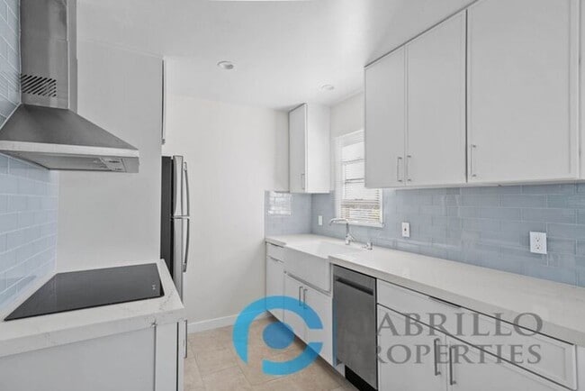 Building Photo - 4217 Meade Ave