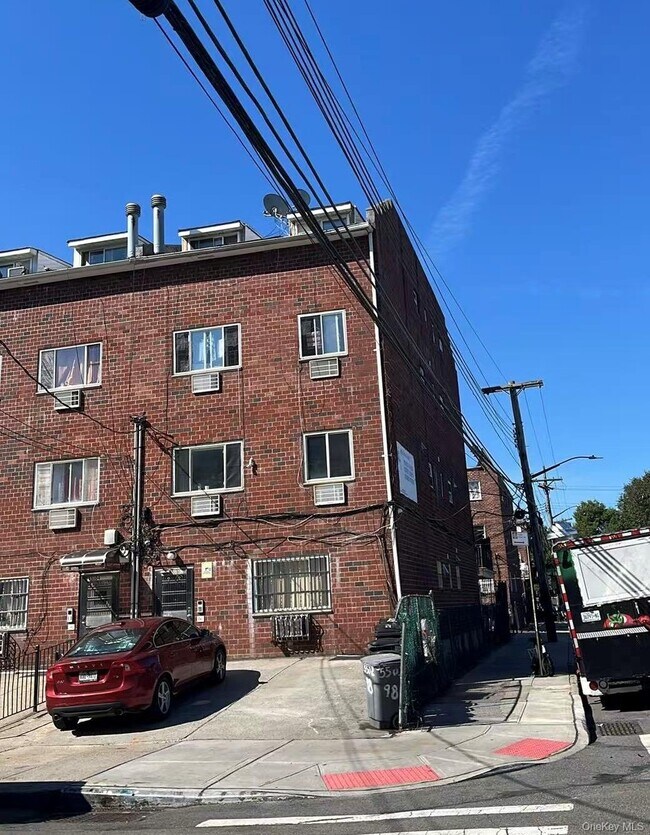 Building Photo - 61-55-55-98 98th St