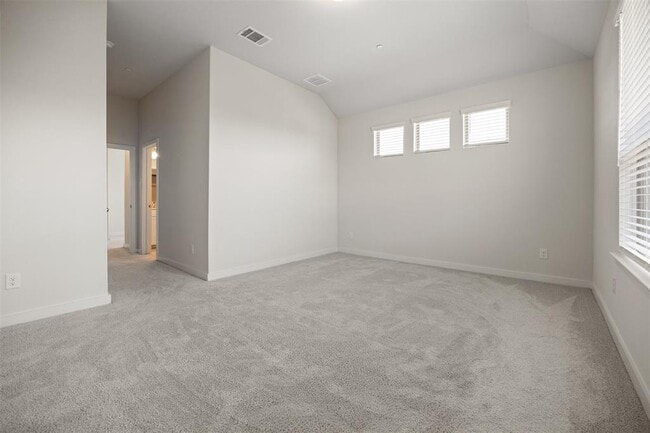 Building Photo - 2500 Forest Creek Dr