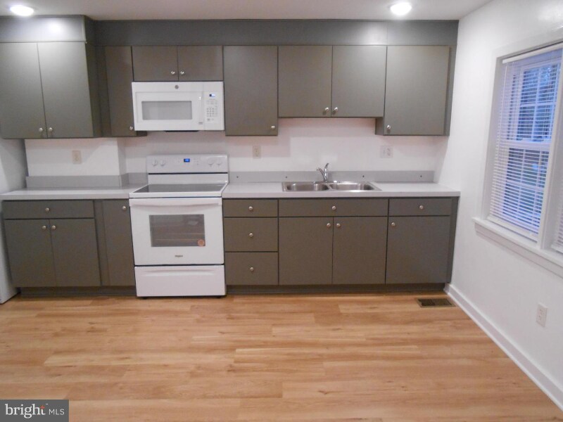 169 Engle Ln, Manheim, PA 17545 Townhome Rentals in Manheim PA