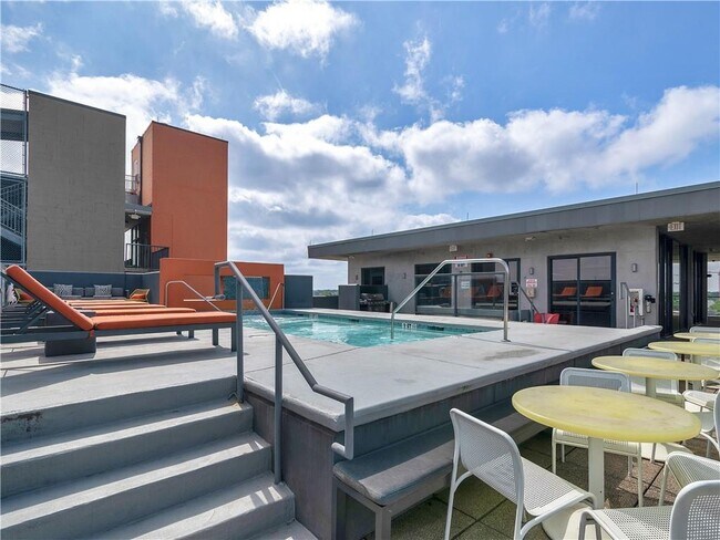 Foto del edificio - 480 John Wesley Dobbs Ave NE