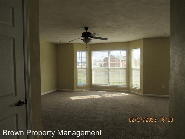 Building Photo - 4 br, 3 bath House - 719 Moorland