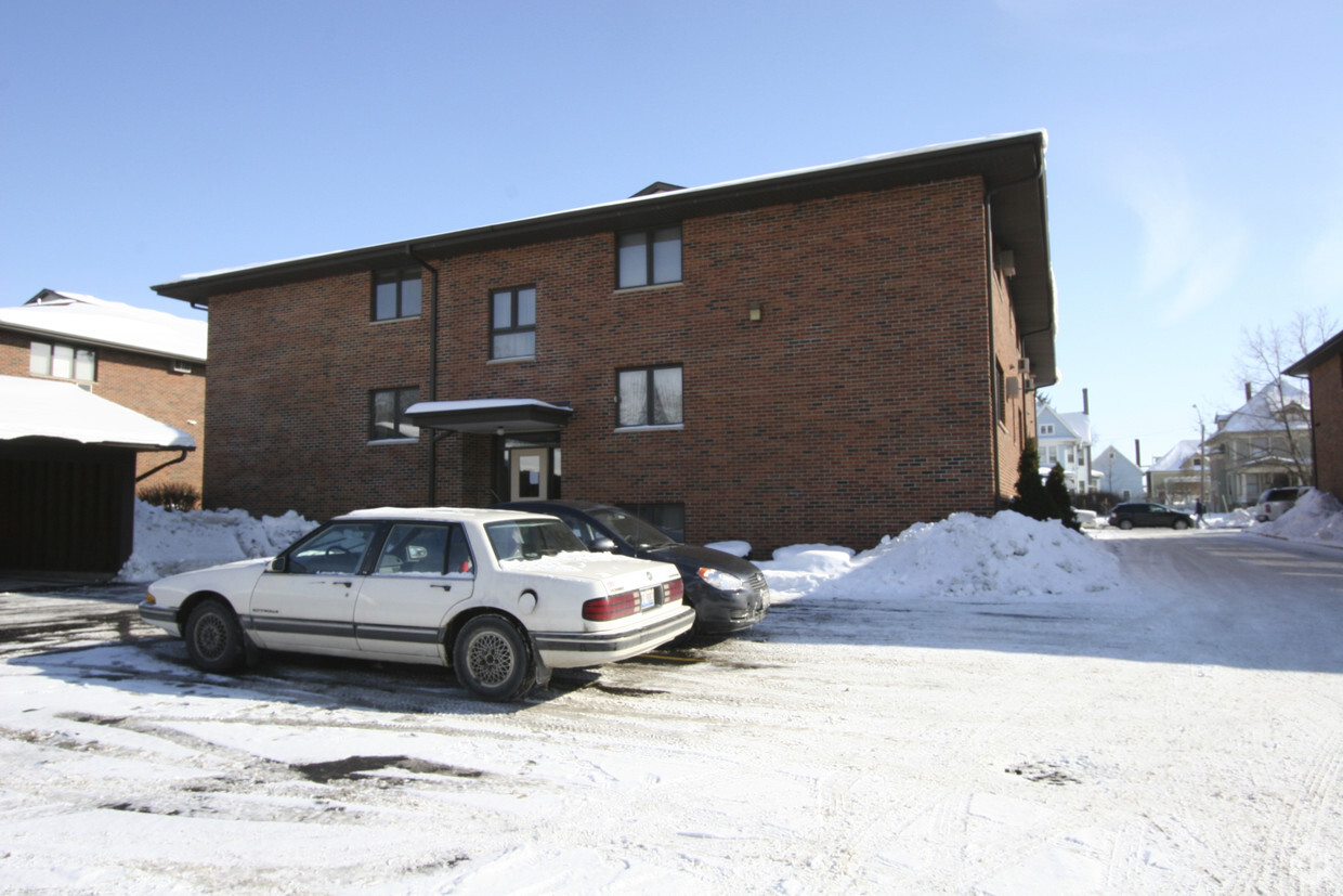 Building Exterior - Carlson Apartments