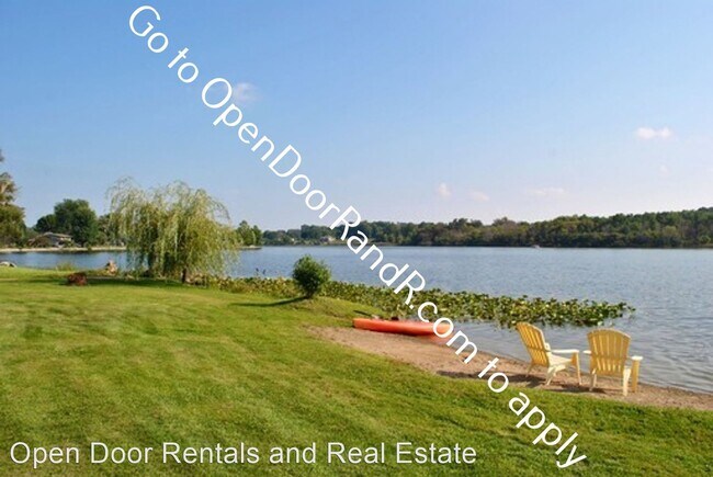 Building Photo - 3 br, 1.5 bath House - 1118 Round Island Dr