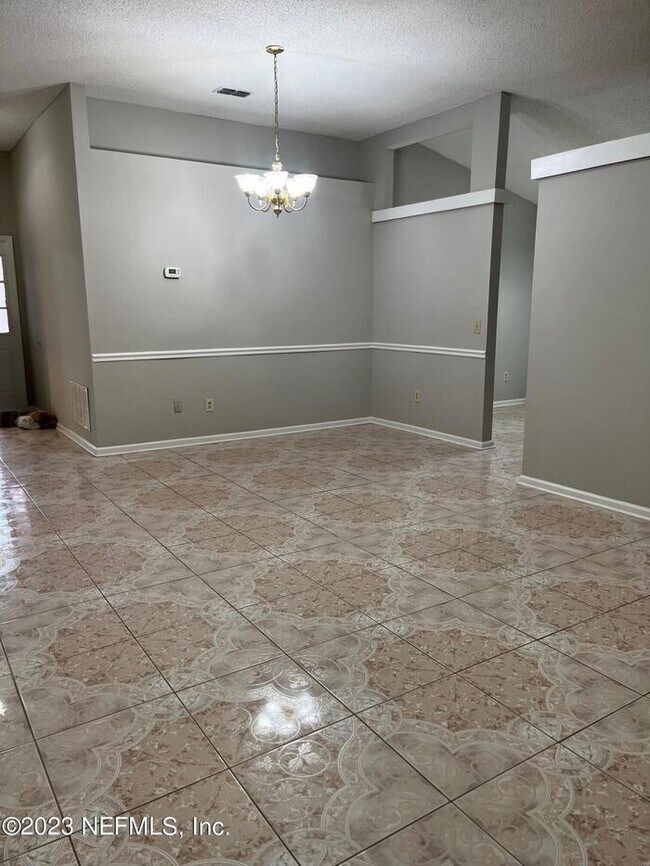 Building Photo - 4627 Sunbeam Station Court