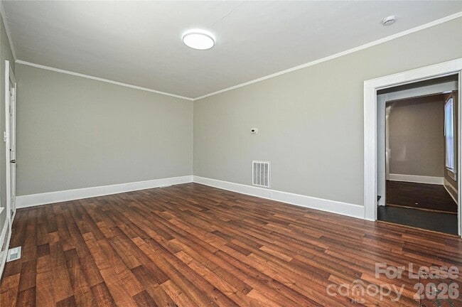 Foto del edificio - 134 Saluda St