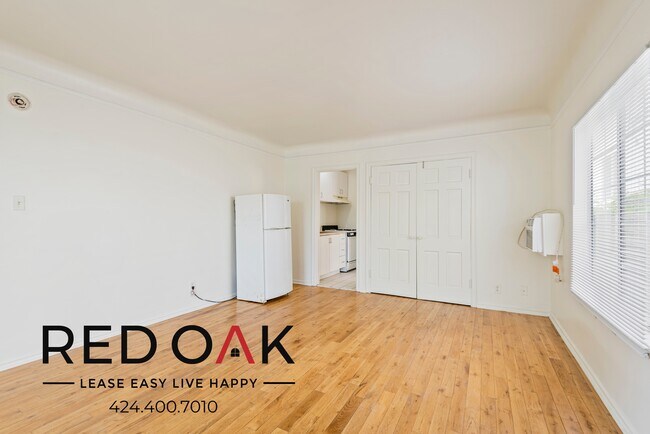 Foto del edificio - ~1 Month FREE~ Stunning Studio with Lots o...