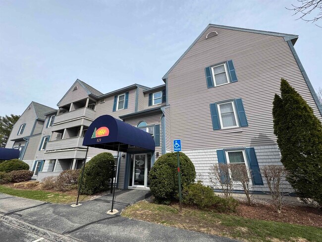 Foto del edificio - 141 Eastern Ave