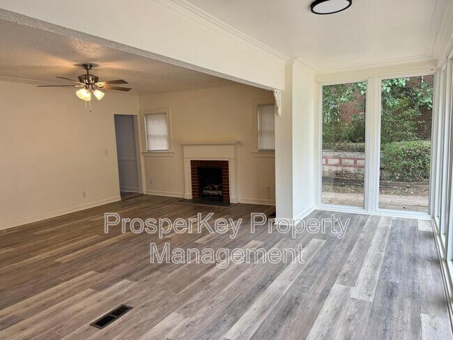 Foto del edificio - 2112 41st St