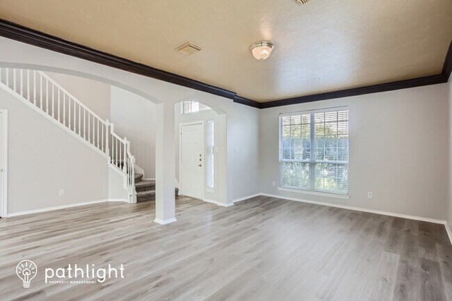 Foto del edificio - 10015 Memorial Way Dr, Tomball, TX, 77375