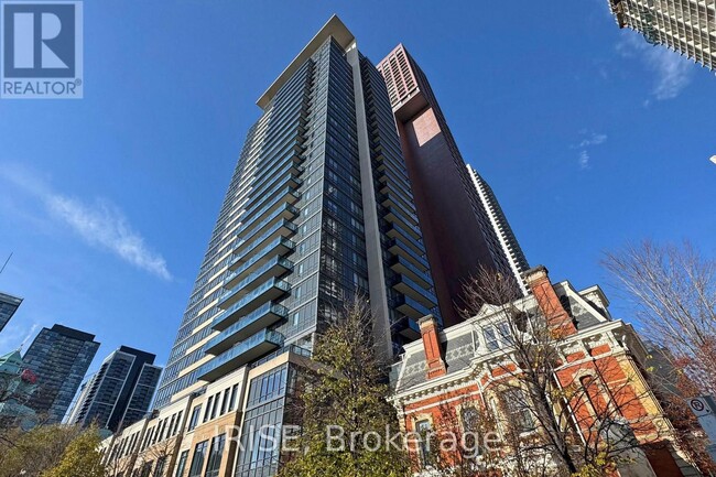 Building Photo - 28 Linden St