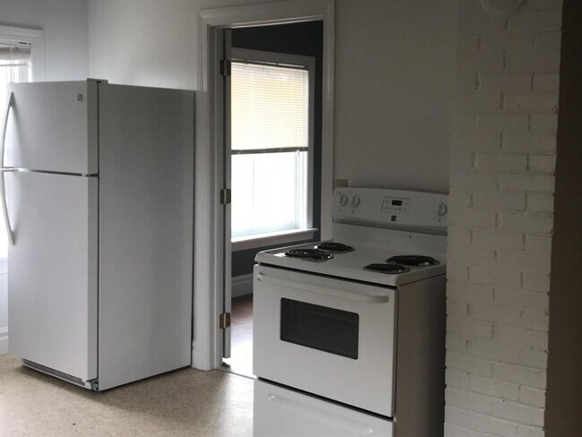 Foto del edificio - 775 E 4th St
