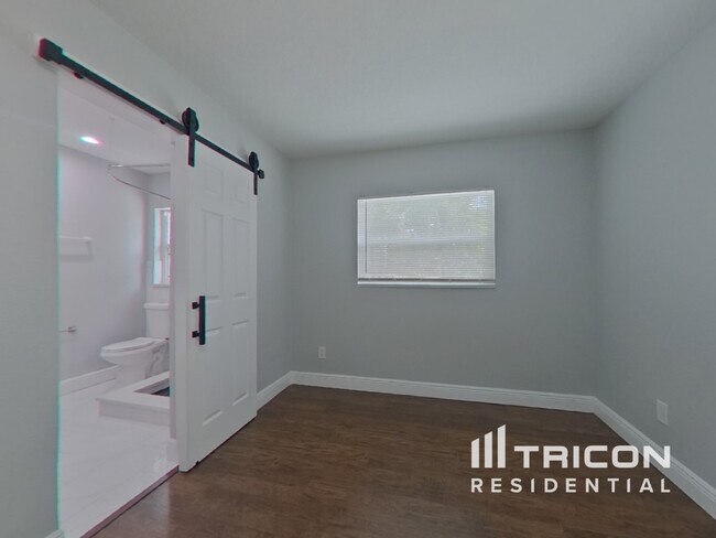 Foto del edificio - 1628 S Highland Ave
