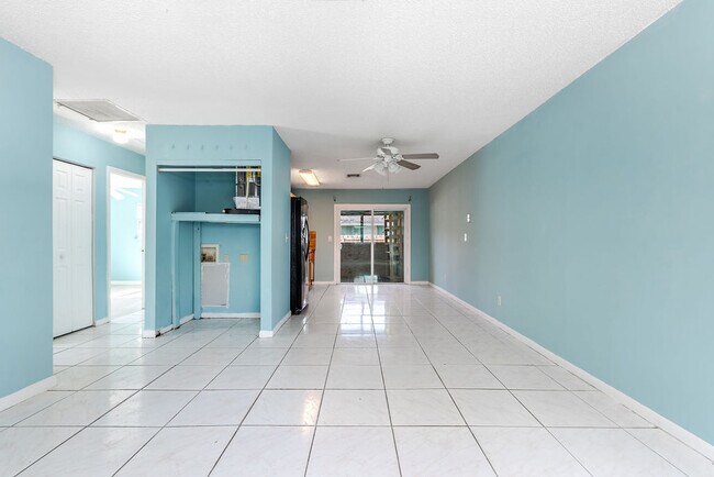 Foto del edificio - 2658 SE Amherst St