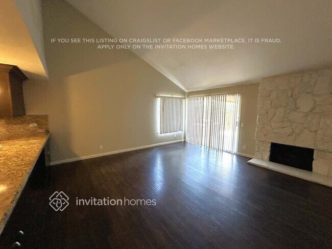 Foto del edificio - 22714 Ingomar St