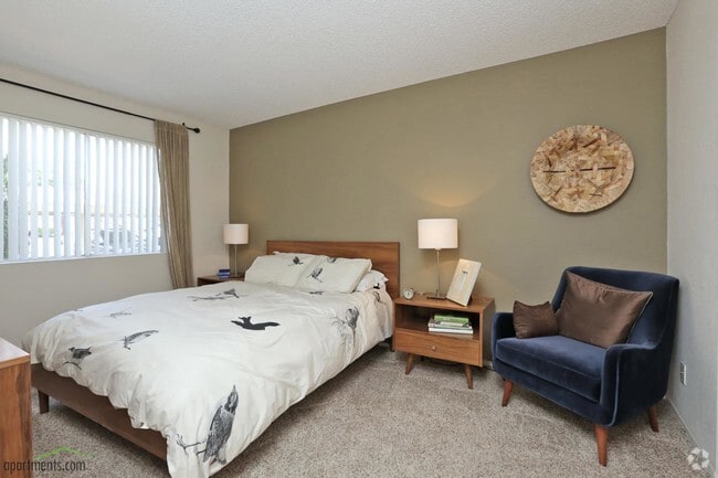 Bedroom - Allanza at The Lakes