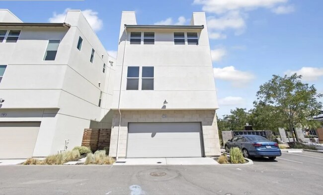 Foto del edificio - 5700 Sterling St