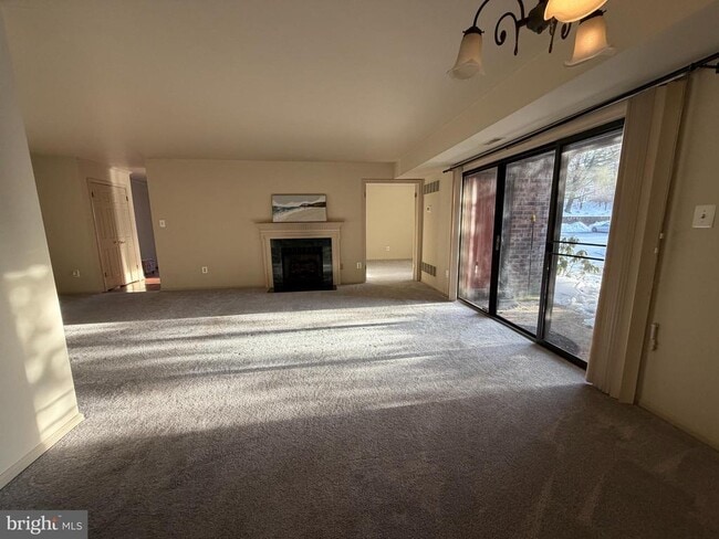 Foto del edificio - 1303 Mountainview Dr