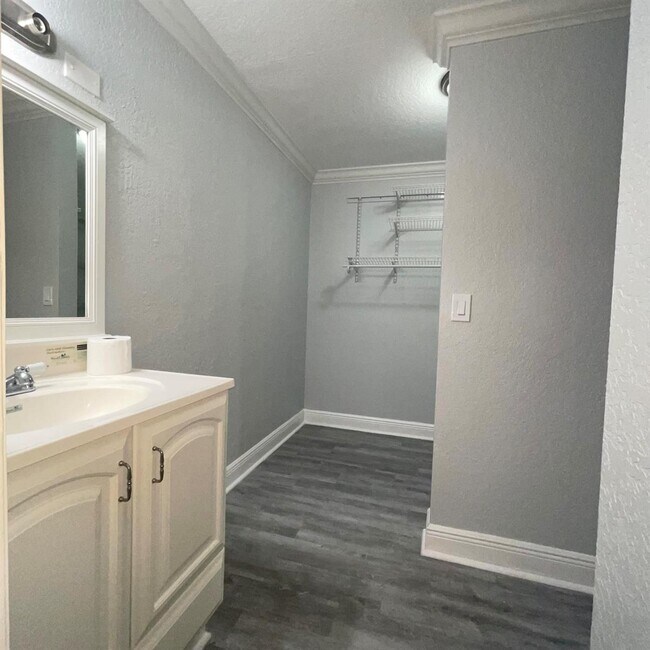 Foto del edificio - 3427 NW 47th Ave