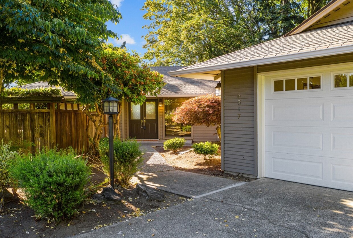 6517 114th Ave NE, Kirkland, WA 98033 House Rental in Kirkland, WA