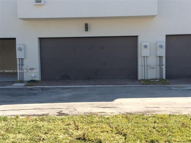 Building Photo - 4286 NW 83rd Ave