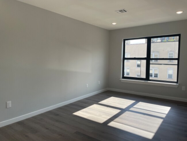 Foto del edificio - 180 Cedar St