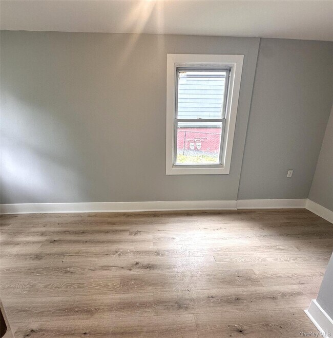 Foto del edificio - 122 Garden St