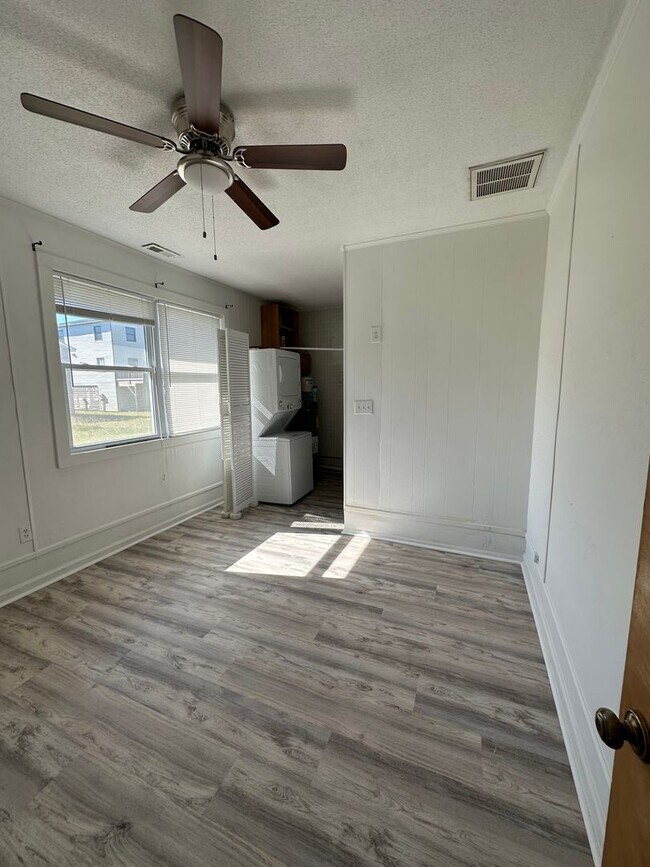 Foto del edificio - 095-Ward