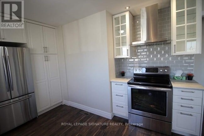 Photo du bâtiment - 18 Independence Dr