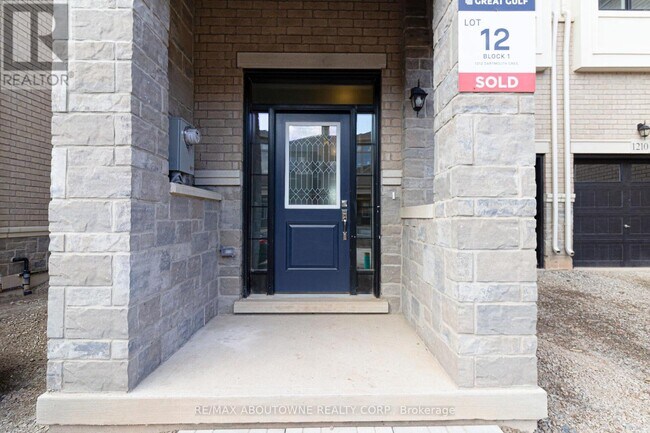 Photo du bâtiment - 1212 Dartmouth Cres