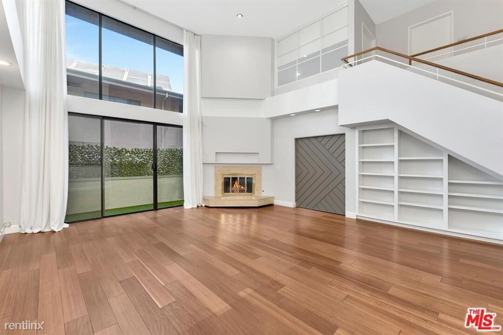 Primary Photo - 4 br, 3 bath Condo - 1520 S Beverly Glen B...