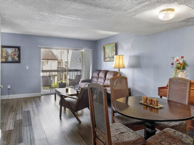 Foto del edificio - 4269 S Semoran Blvd