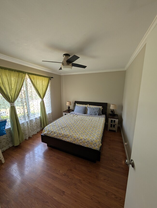 Foto del edificio - 701 King Ln