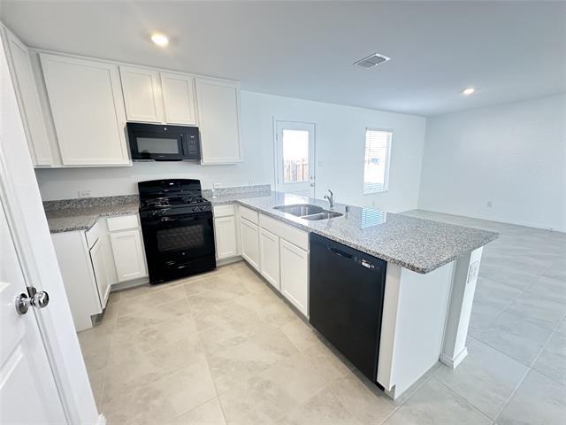 Building Photo - 9813 Papillion Wy