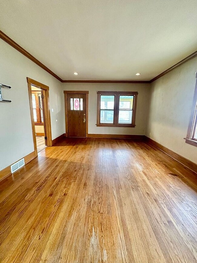 Building Photo - 124 N 43rd St